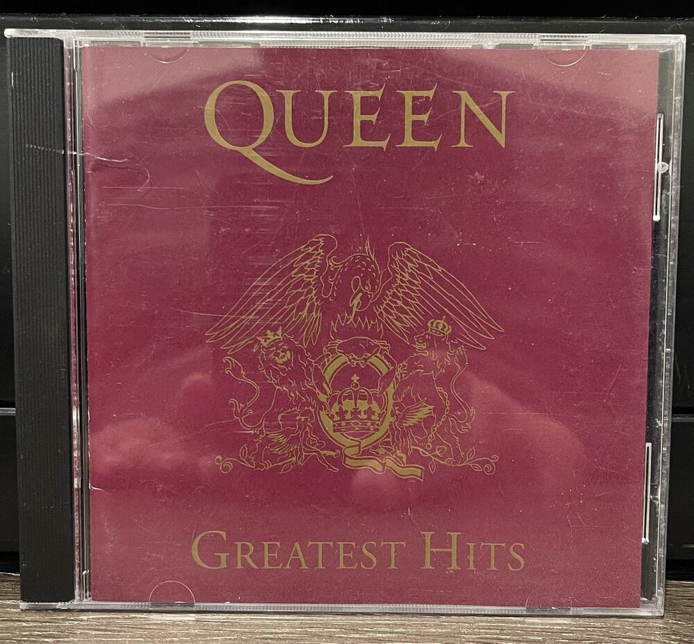 Queen CD Classic Queen 1992 Hollywood Freddie Mercury 80s Classic Rock